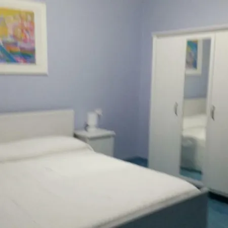 Piccolo Bed Oda ve Kahvaltı 3*