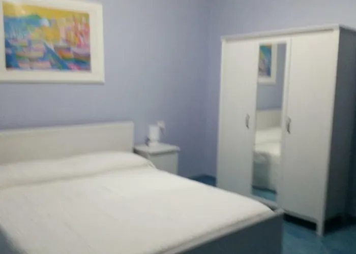 Piccolo Bed Nocleg ze śniadaniem 3*