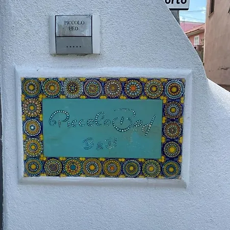 Piccolo Bed Procida