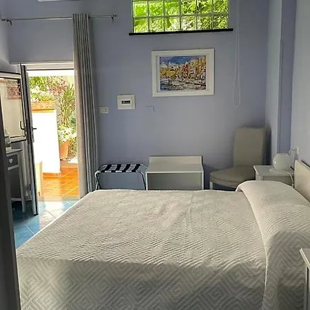 Piccolo Bed 3* بروسيدا
