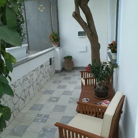 Piccolo Bed Alojamento de Acomodação e Pequeno-almoço Procida